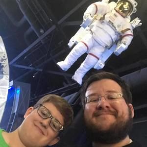 Meet your Posher, Thomas